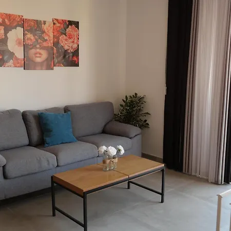 Casa Isla アパート スリーマ